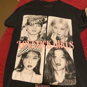 BLACKPINK graphic tee